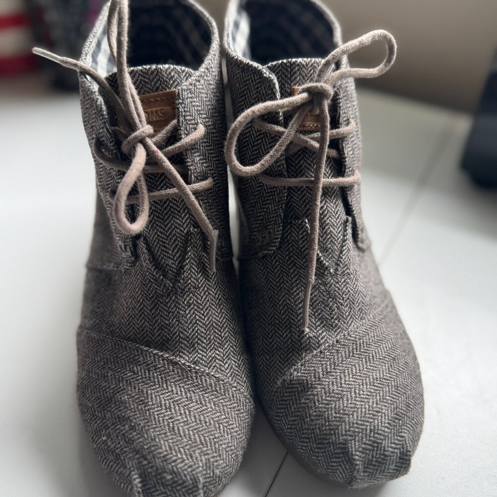 Toms Tweed Booties
